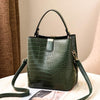 High-Capacity Women’s Crocodile Pattern Handbag – Shoulder & Messenger Bag